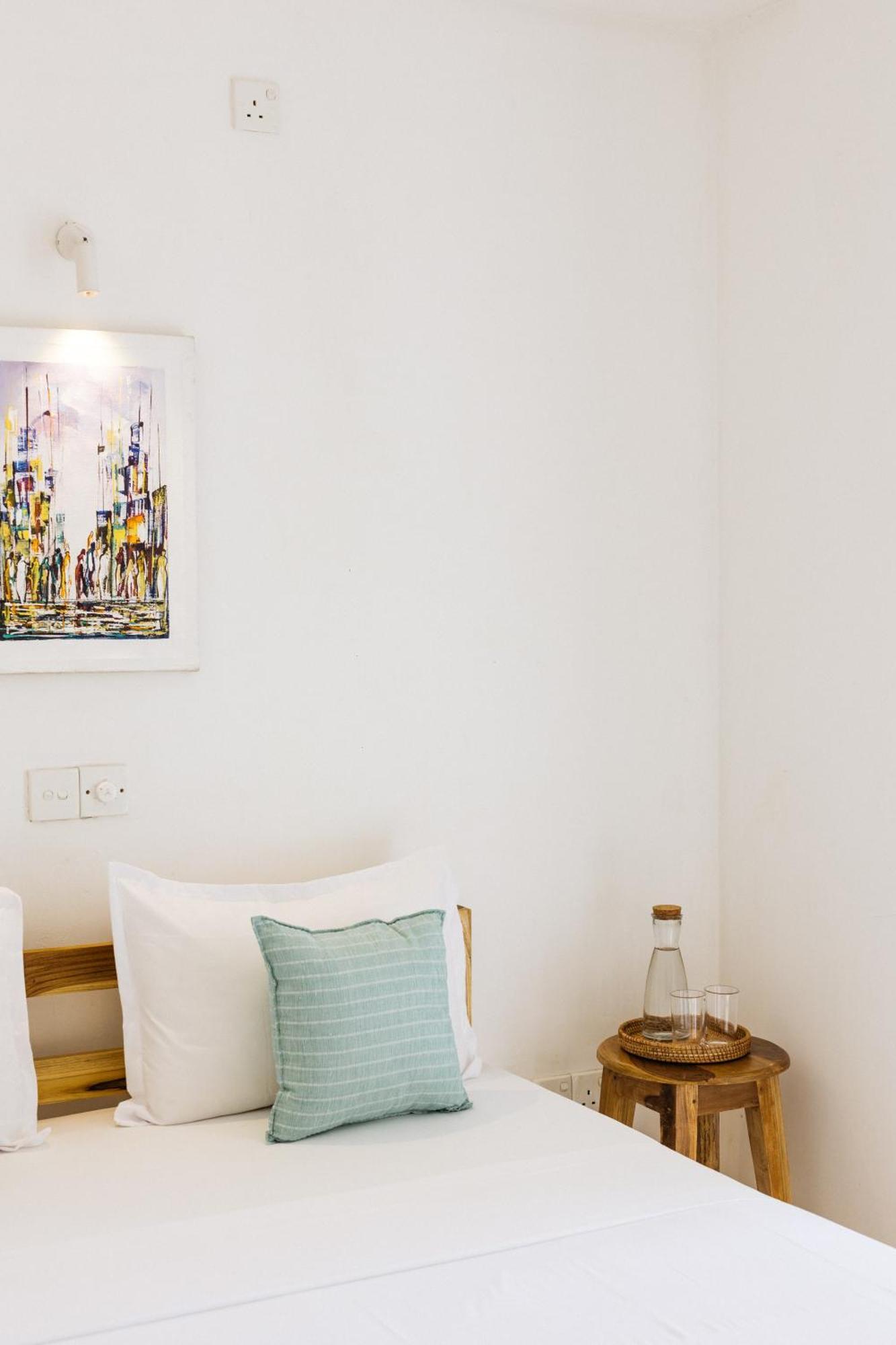 ホテル Watu House ディックウェラ 部屋 写真