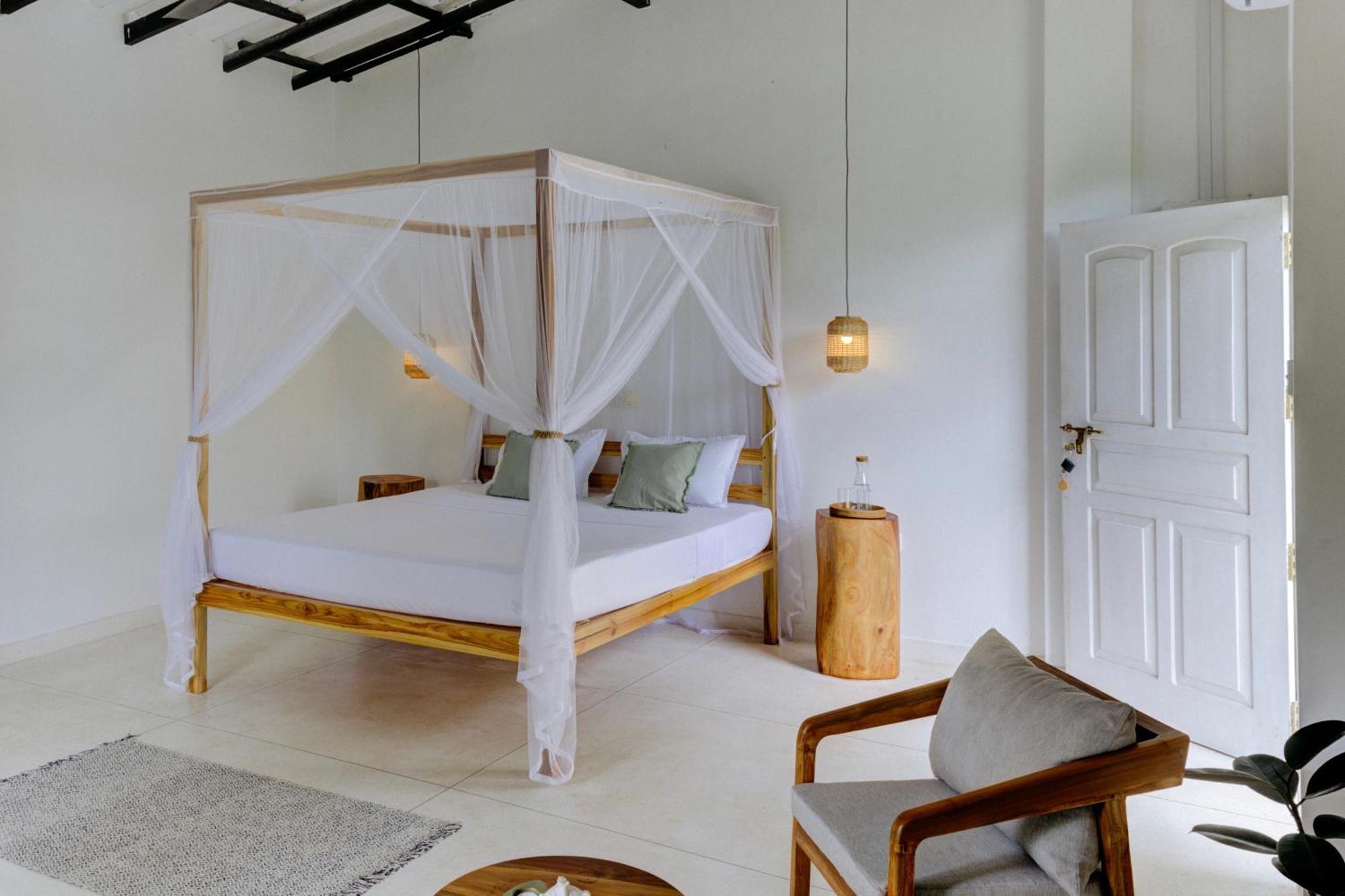 ホテル Watu House ディックウェラ 部屋 写真