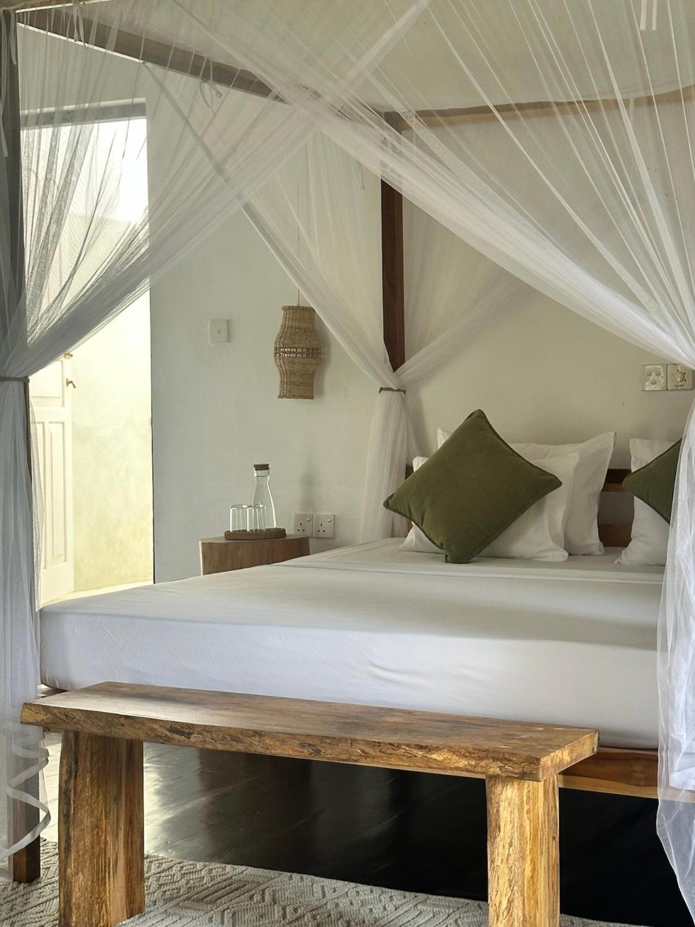ホテル Watu House ディックウェラ 部屋 写真